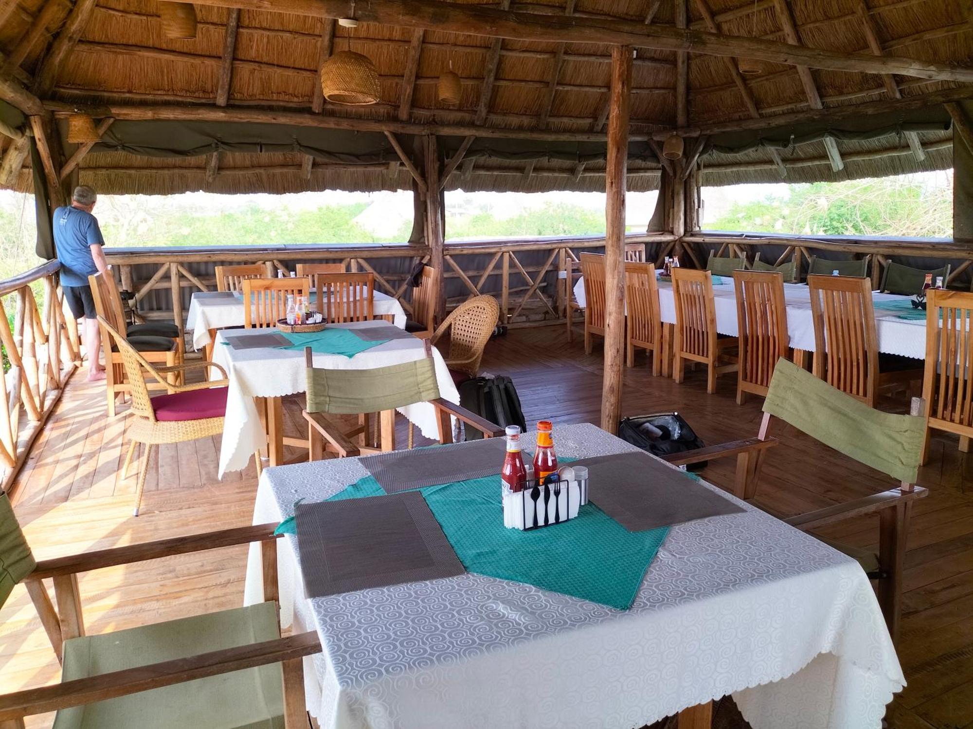 Engiri Game Lodge And Campsite Katunguru Экстерьер фото