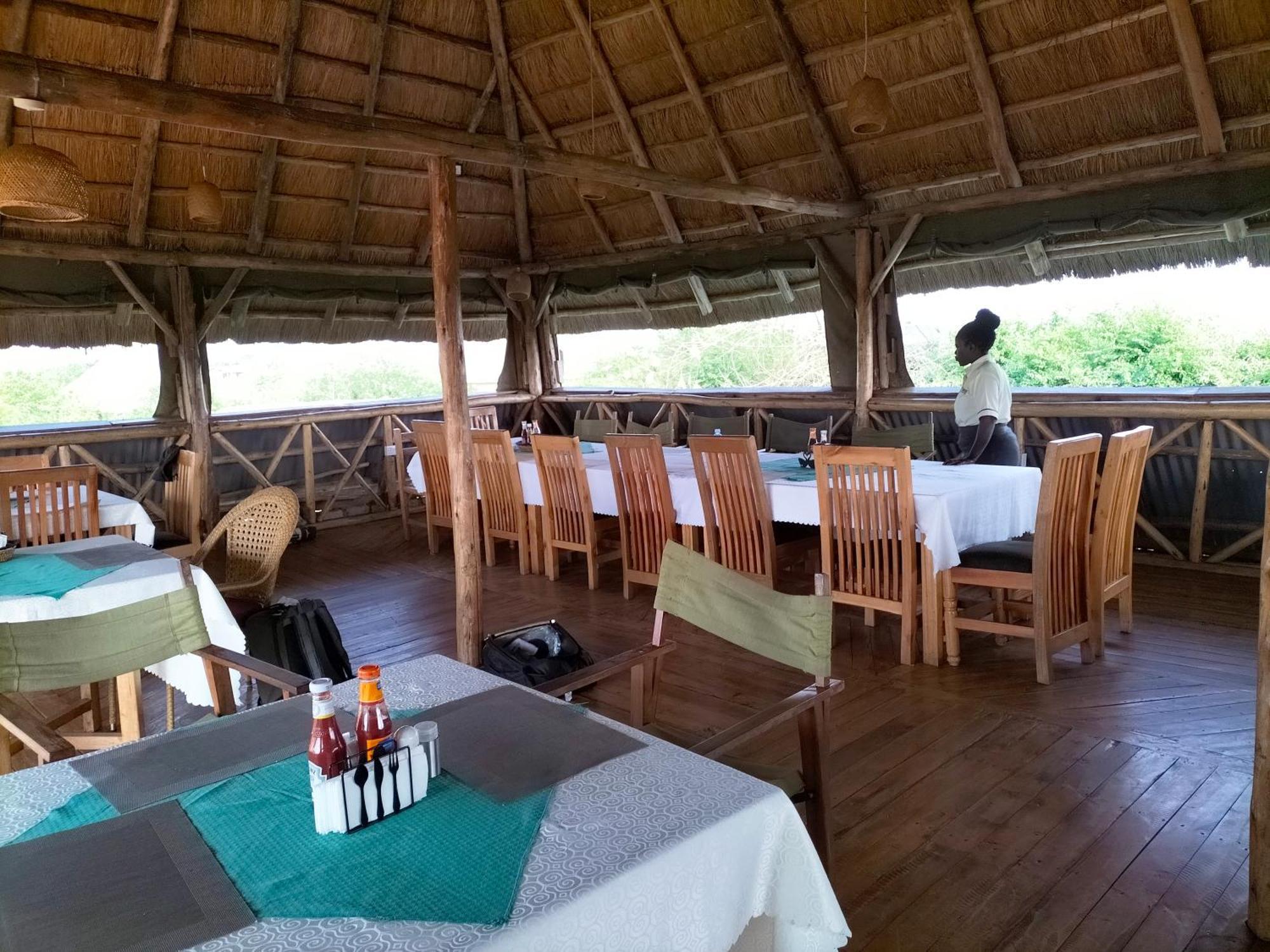 Engiri Game Lodge And Campsite Katunguru Экстерьер фото