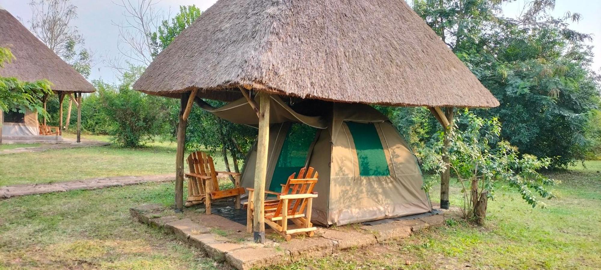Engiri Game Lodge And Campsite Katunguru Экстерьер фото