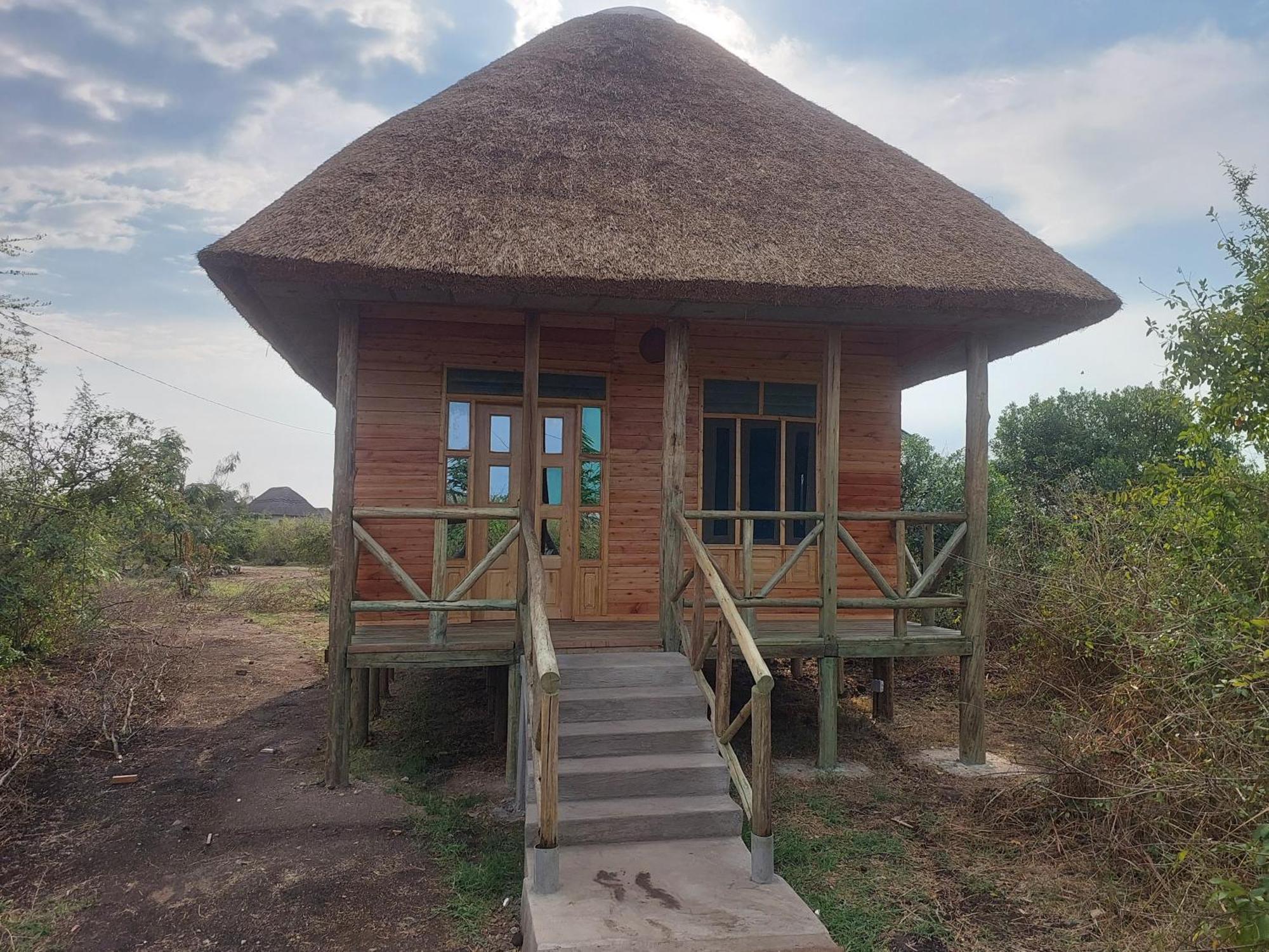 Engiri Game Lodge And Campsite Katunguru Экстерьер фото